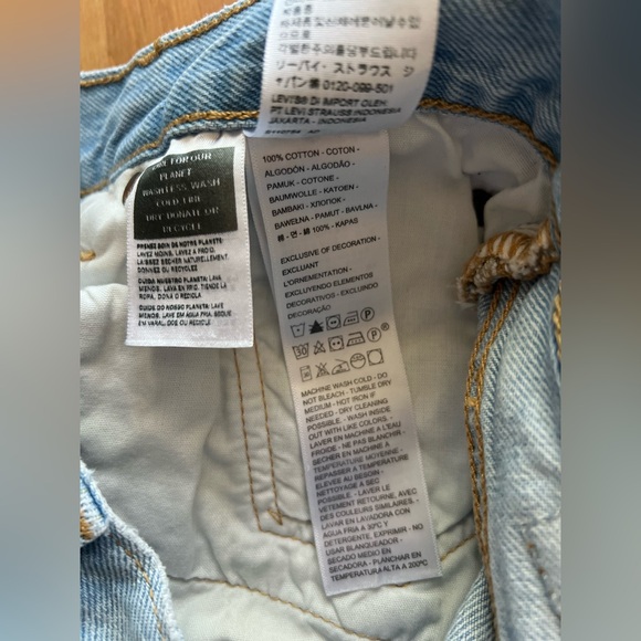 Levi’s 501® 150th Anniversary Light Wash Jeans – Floral Patched Knee – W28 L30 - Picture 10 of 15